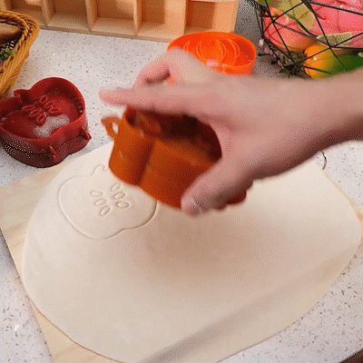 🎄Fall Hand Pie Molds Set of 3