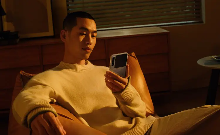 Pura X - Foldable featured 16:10 display smartphone